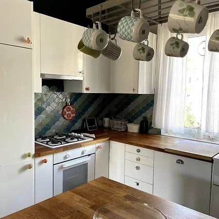 Apartment Fifi's Stylish Attic With Terrace *